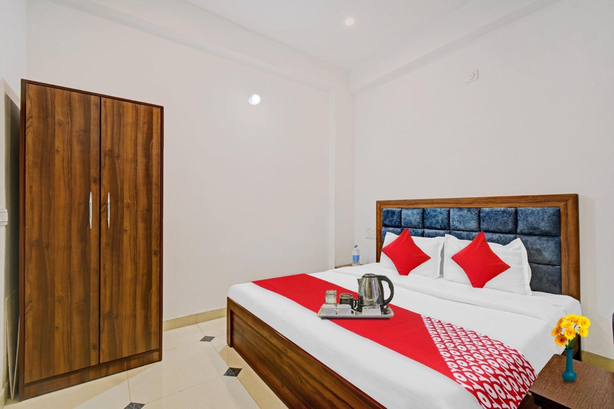 Hotel O Padharo Saa Udaipur Kültér fotó
