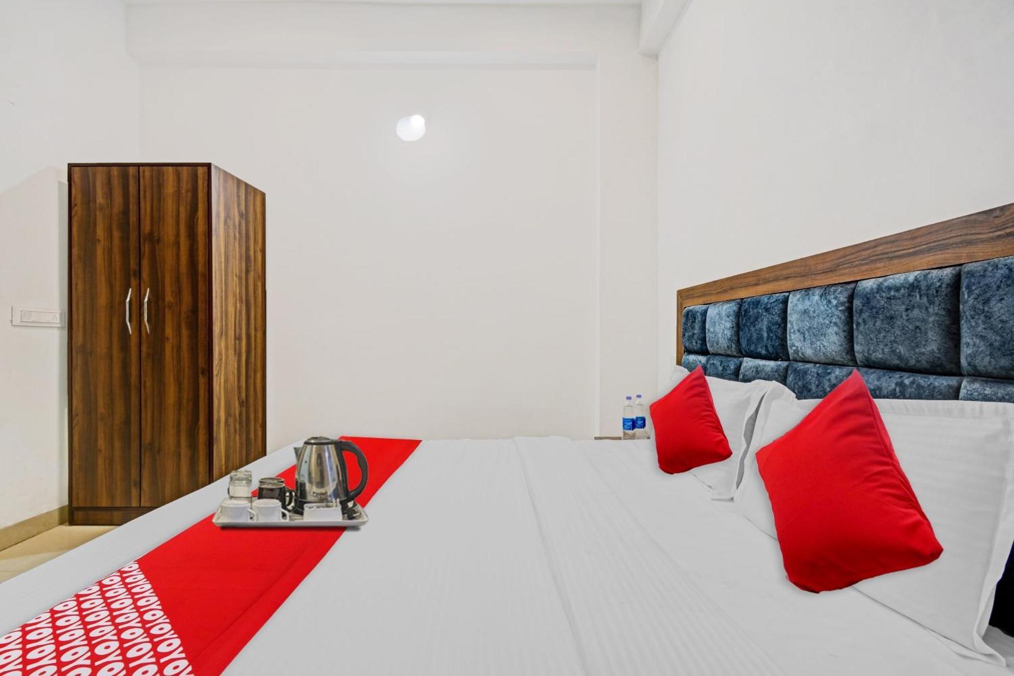 Hotel O Padharo Saa Udaipur Kültér fotó