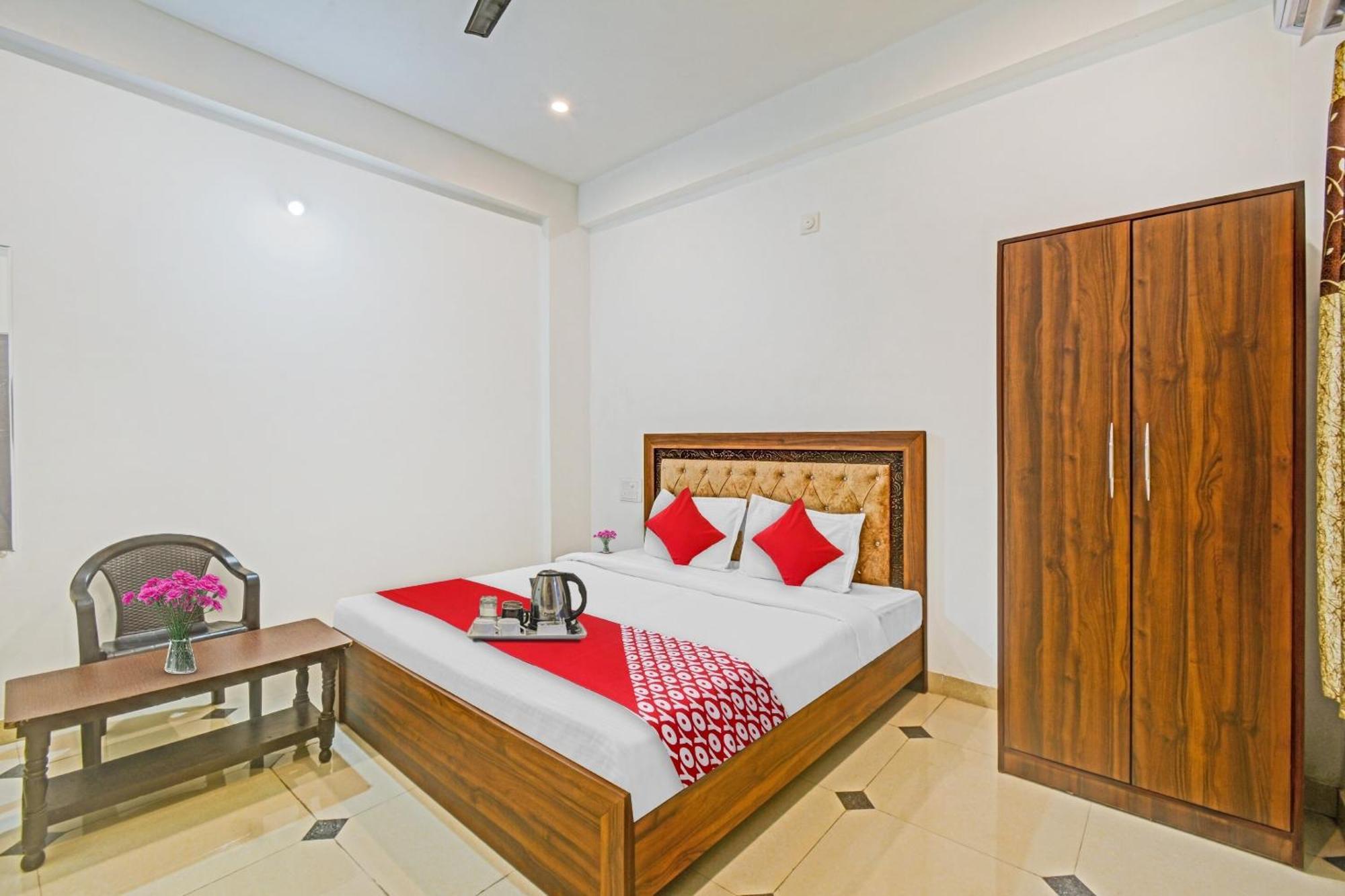 Hotel O Padharo Saa Udaipur Kültér fotó